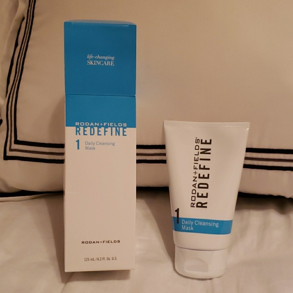 Rodan and Fields  Daily Cleansing Mask